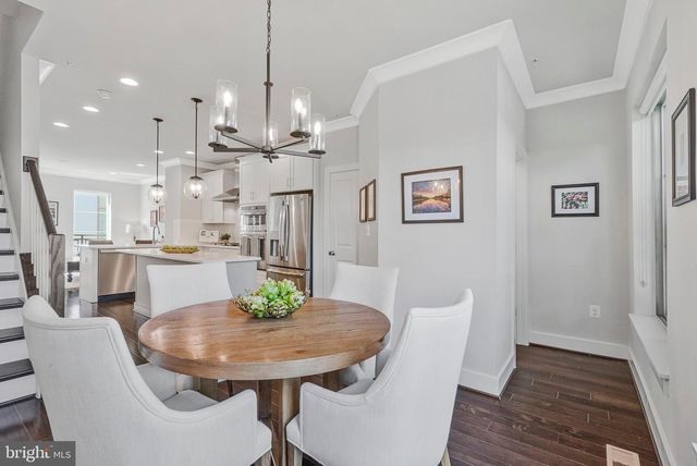 4810 GARDEN VIEW LN, Chantilly, VA 20151