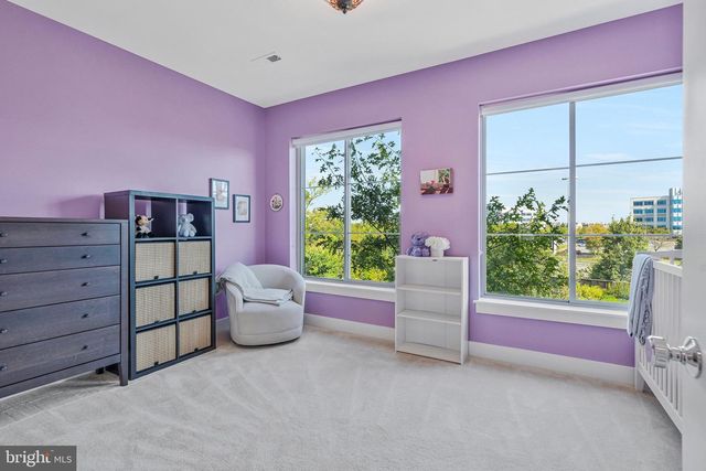 4810 GARDEN VIEW LN, Chantilly, VA 20151