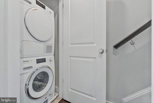 4810 GARDEN VIEW LN, Chantilly, VA 20151