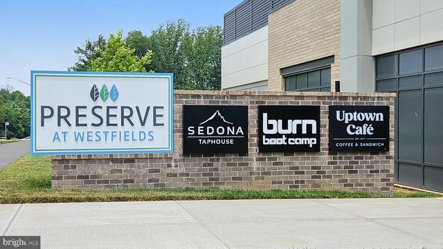 4810 GARDEN VIEW LN, Chantilly, VA 20151