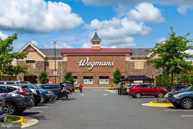 4810 GARDEN VIEW LN, Chantilly, VA 20151