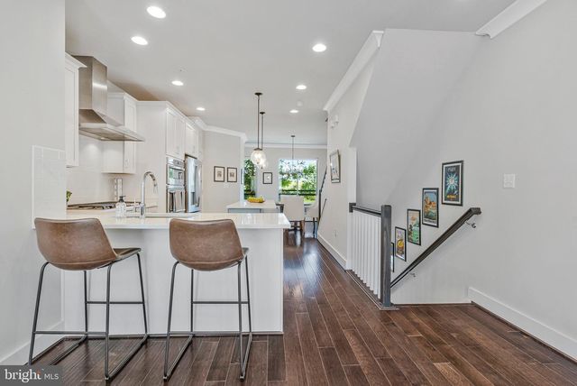 4810 GARDEN VIEW LN, Chantilly, VA 20151