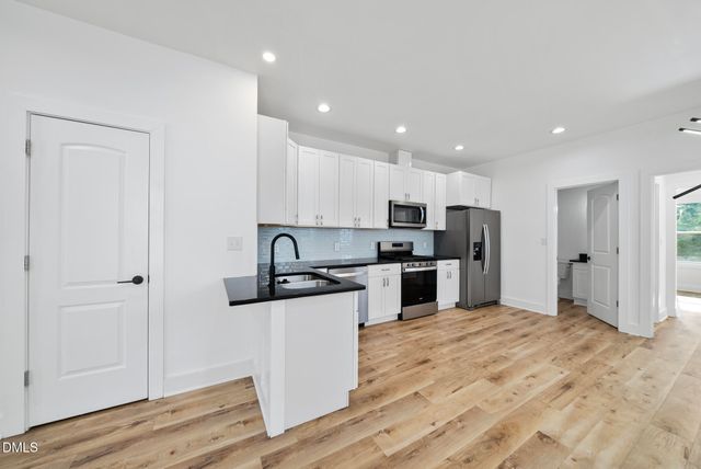 808 Vardaman Street, Raleigh, NC 27610