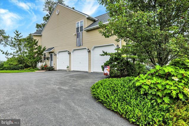 53 AUGUSTA LN, Fleetwood, PA 19522
