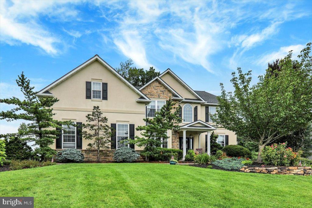 53 AUGUSTA LN, Fleetwood, PA 19522