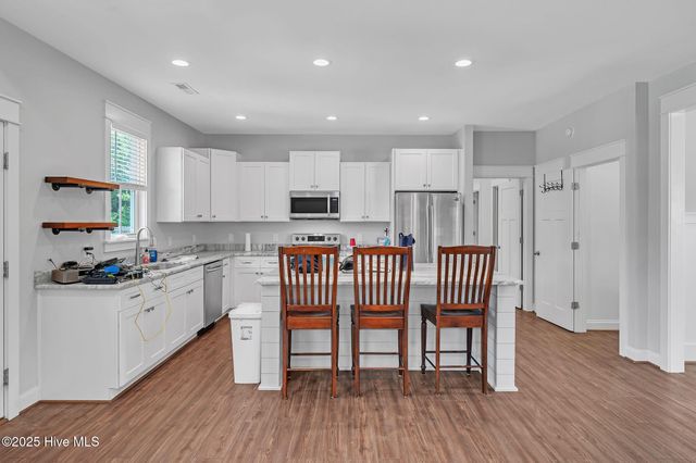 137 Salem Court, Wilmington, NC 28411