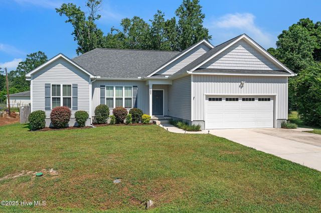 137 Salem Court, Wilmington, NC 28411