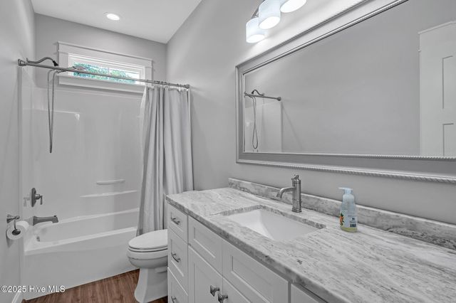 137 Salem Court, Wilmington, NC 28411
