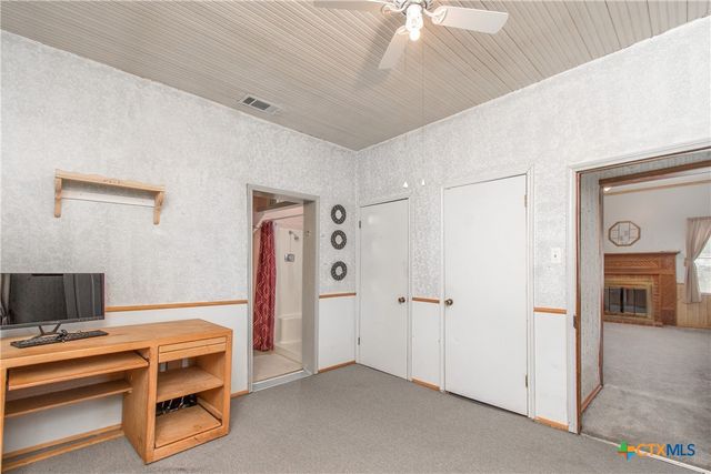 300 W Avenue J, Nolanville, TX 76559