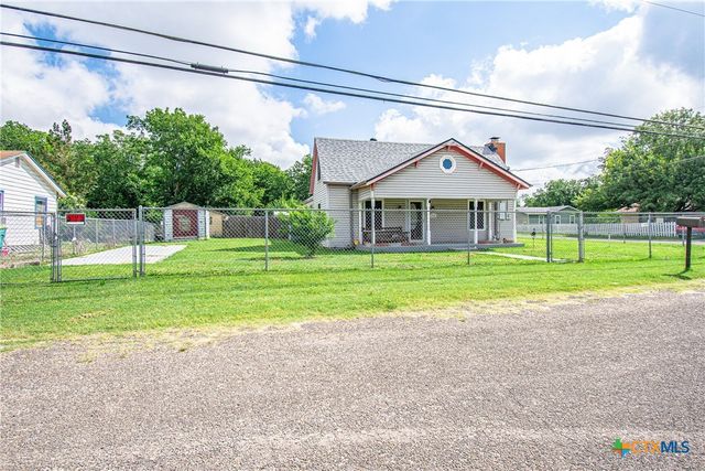 300 W Avenue J, Nolanville, TX 76559