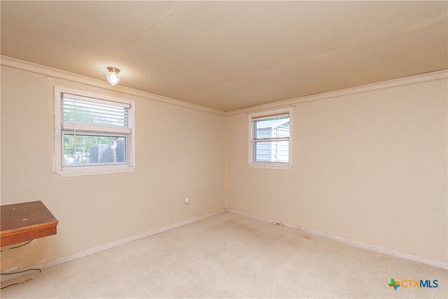 300 W Avenue J, Nolanville, TX 76559