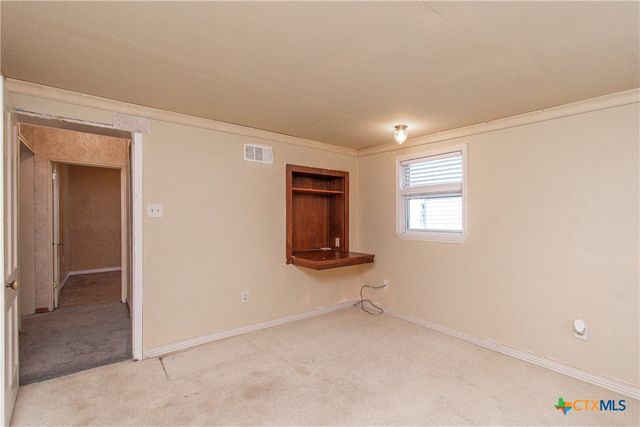 300 W Avenue J, Nolanville, TX 76559