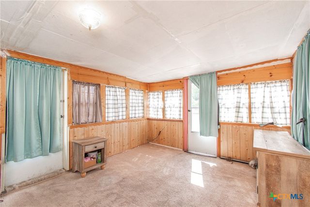 300 W Avenue J, Nolanville, TX 76559