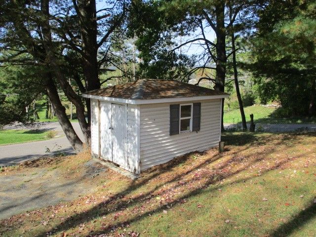 82 Stonecroft Drive, Veteran, NY 14845