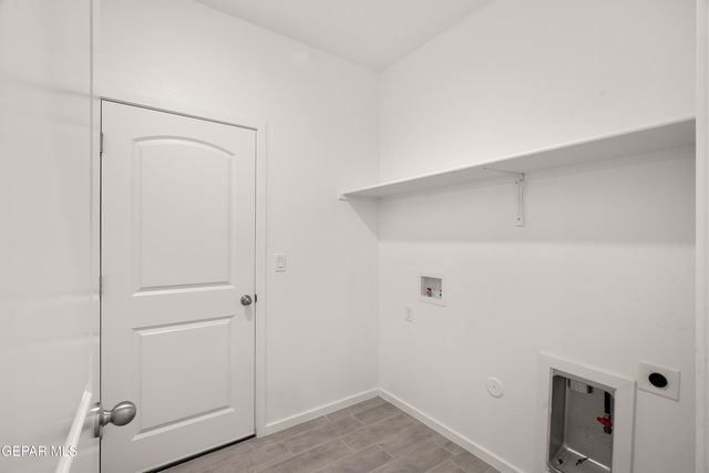 13841 Summer Wave Avenue, El Paso, TX 79928