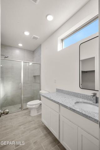 13841 Summer Wave Avenue, El Paso, TX 79928