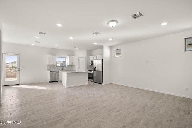 13841 Summer Wave Avenue, El Paso, TX 79928