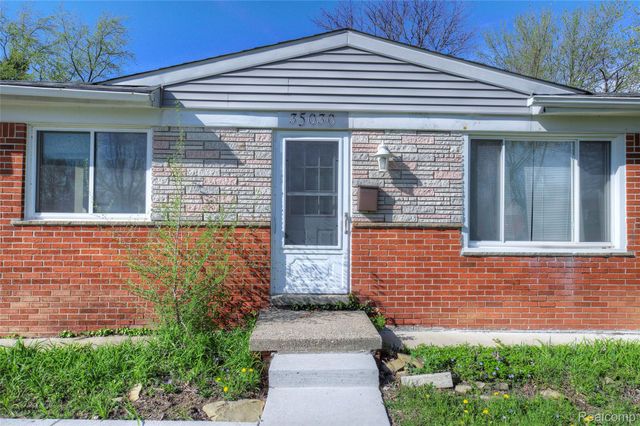 35030 Michelle Drive, Romulus, MI 48174