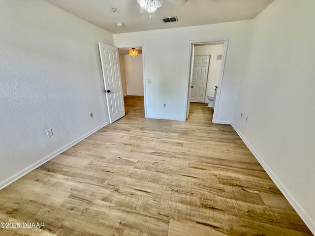 940 Village Trl # 8-2050, Port Orange, FL 32127