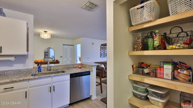 940 Village Trl # 8-2050, Port Orange, FL 32127