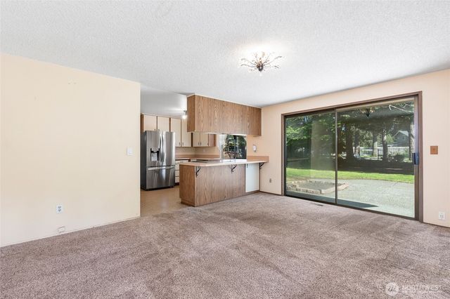 1205 156th Street Ct E, Tacoma, WA 98445