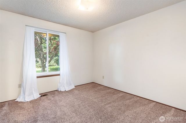 1205 156th Street Ct E, Tacoma, WA 98445