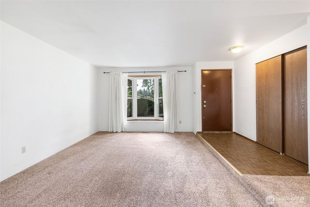 1205 156th Street Ct E, Tacoma, WA 98445