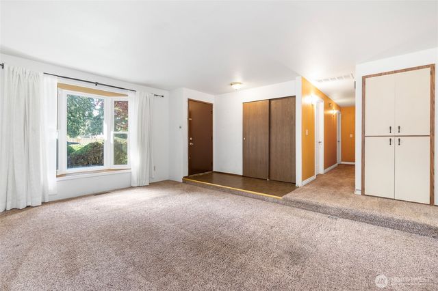 1205 156th Street Ct E, Tacoma, WA 98445