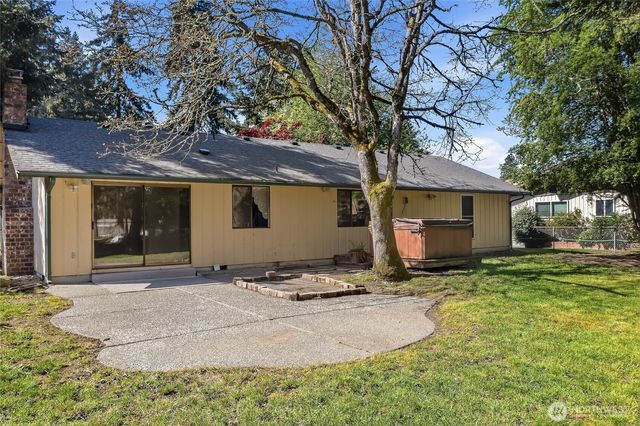 1205 156th Street Ct E, Tacoma, WA 98445