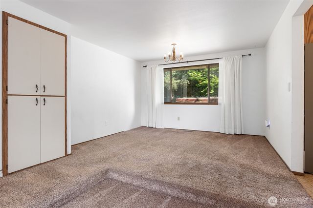 1205 156th Street Ct E, Tacoma, WA 98445