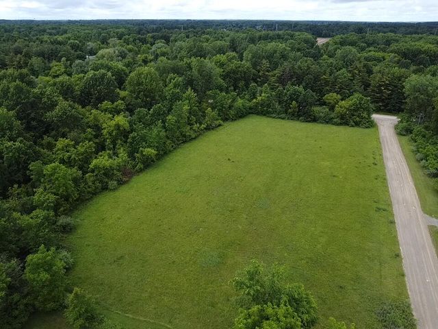 VL Hough Road, Almont, MI 48003