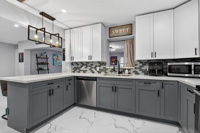 3330 NW 69th Street, Fort Lauderdale, FL 33309