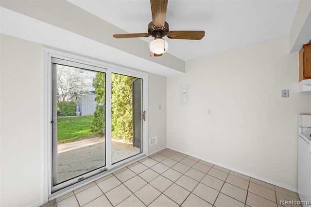 41257 S Woodbury Green Drive, Belleville, MI 48111