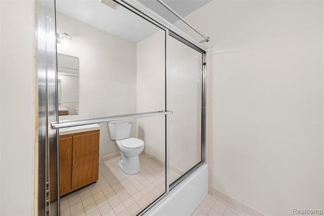 41257 S Woodbury Green Drive, Belleville, MI 48111