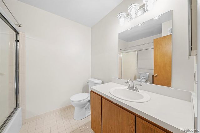 41257 S Woodbury Green Drive, Belleville, MI 48111