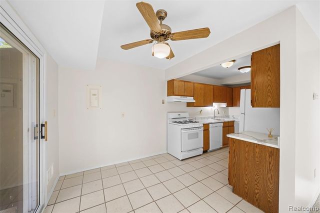 41257 S Woodbury Green Drive, Belleville, MI 48111
