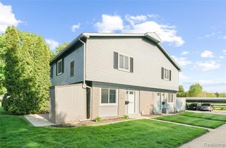 41257 S Woodbury Green Drive, Belleville, MI 48111
