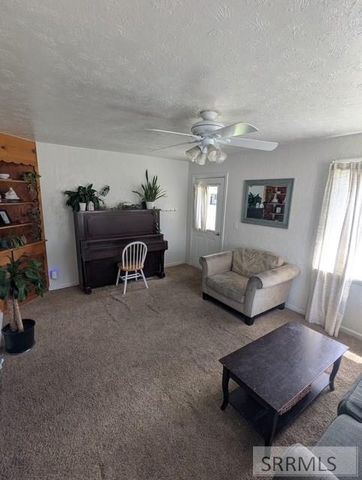 1095 Cassia, Idaho Falls, ID 83402