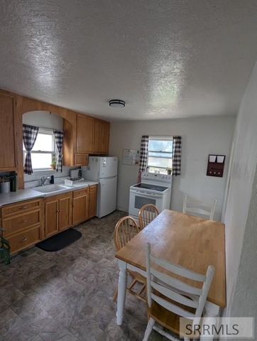 1095 Cassia, Idaho Falls, ID 83402
