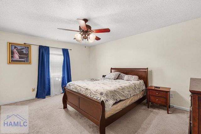 426 Deloach Drive, Hinesville, GA 31313