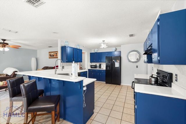 426 Deloach Drive, Hinesville, GA 31313