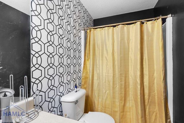 426 Deloach Drive, Hinesville, GA 31313