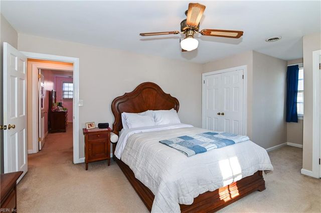 51 Hertzler RD, Newport News, VA 23602