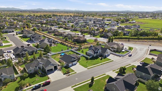 2831 W 2325 N, Plain City, UT 84404