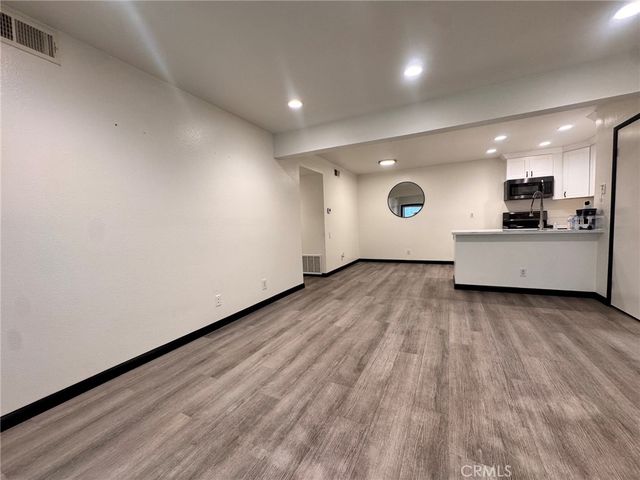 1159 Tivoli, Simi Valley, CA 93065