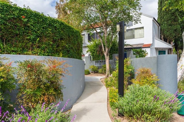1159 Tivoli, Simi Valley, CA 93065