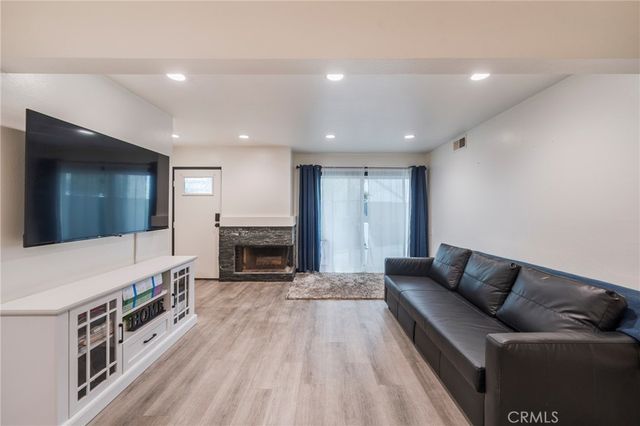 1159 Tivoli, Simi Valley, CA 93065