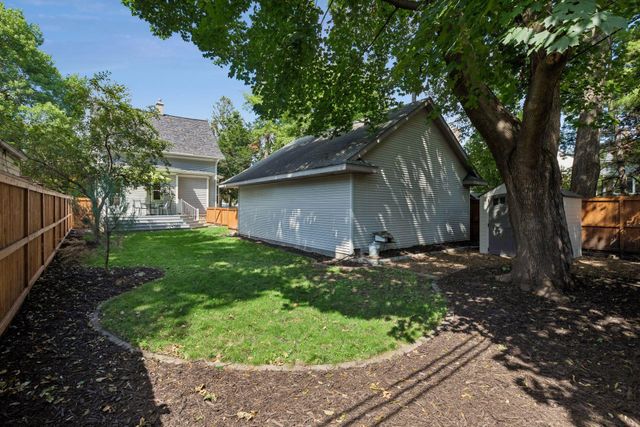 15 W 48th Street, Minneapolis, MN 55419