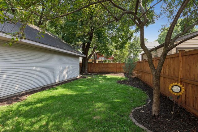 15 W 48th Street, Minneapolis, MN 55419