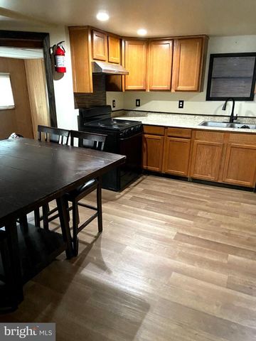 308 E MAIN ST, Millville, NJ 08332